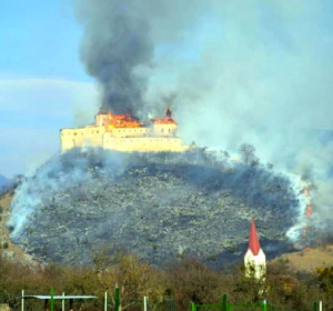 Castle destroyed by grass fire