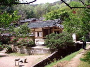 960px-Korea-Andong-Dosan_Seowon_3015-06